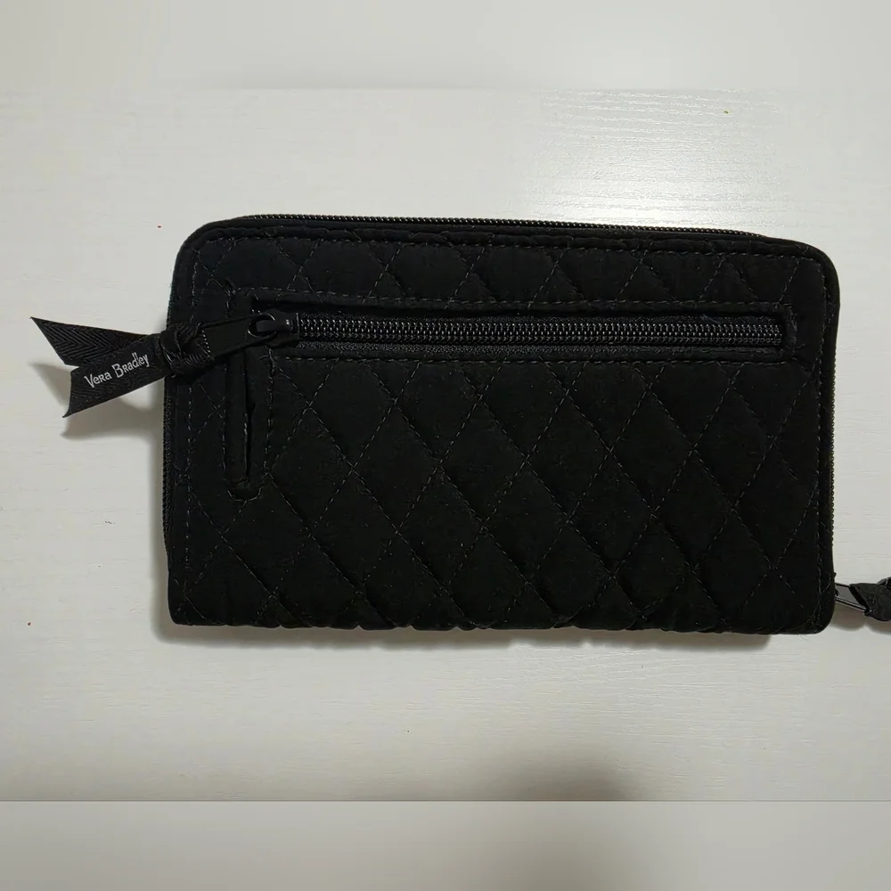 Vera Bradley | Black Quilted Wallet with Silver Clasp - Picture 3 of 7